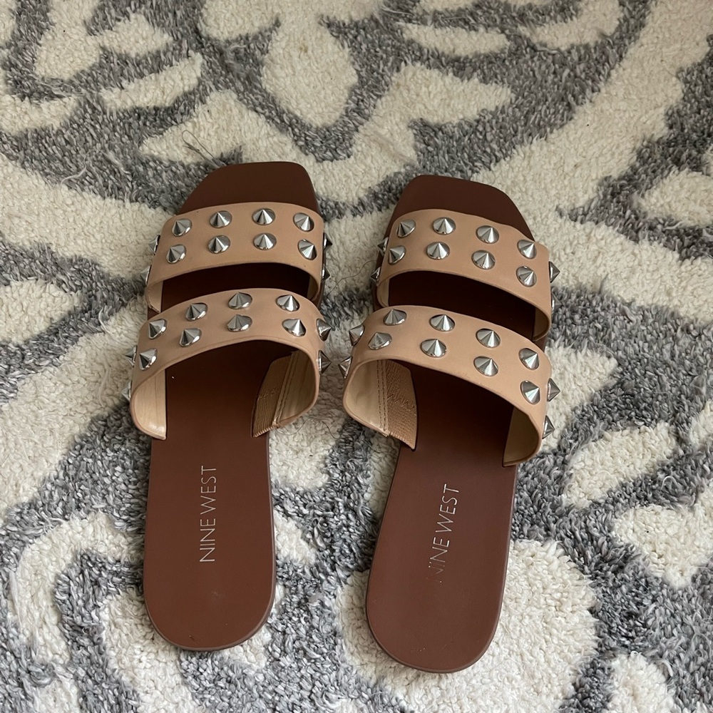 Nine West Sandals - Picture 4 of 4